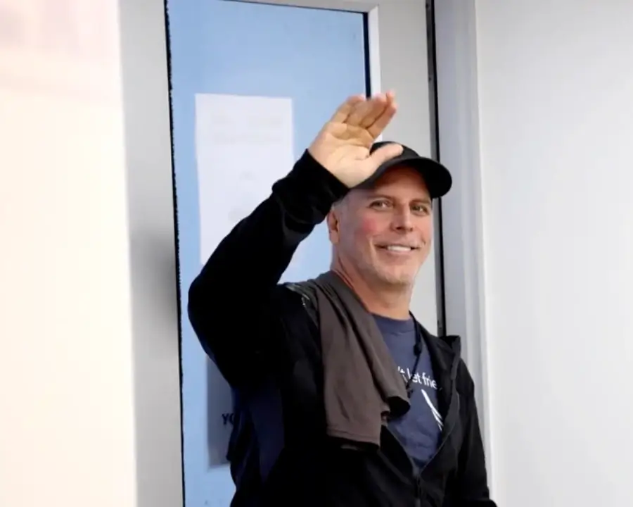 adam saying goodbye to the folks at the Nuvia office