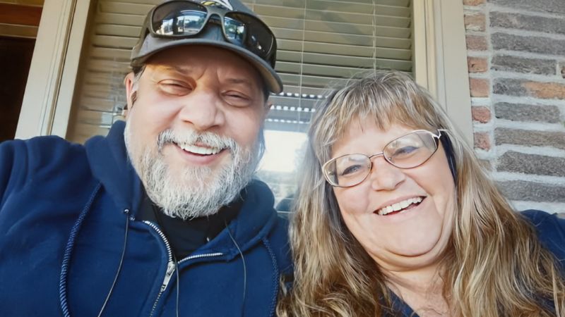 Dan and Tracy smiling after dan's cosmetic dentistry procedure